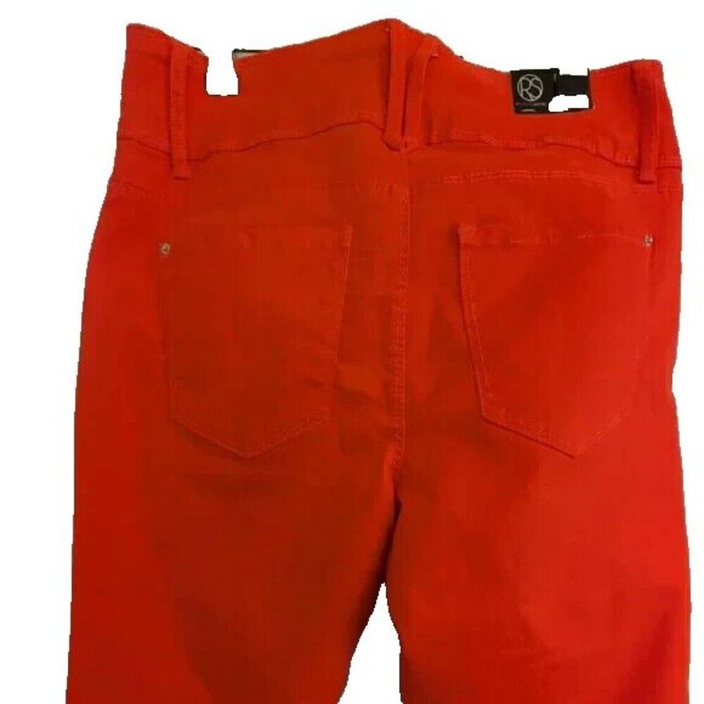 Woman's Capri Pants by Roselyn Sanchez Size 10 Color Cherry Tomato NWT - Picture 4 of 8